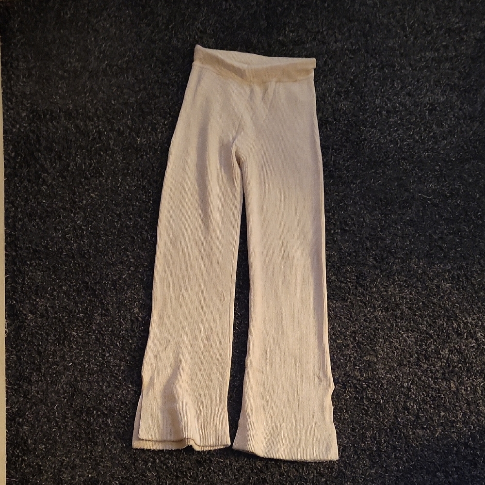 Soft Cream Leggings